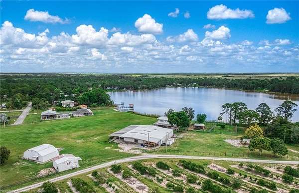 2.65 Acres of Residential Land with Home for Sale in Lake Placid, Florida