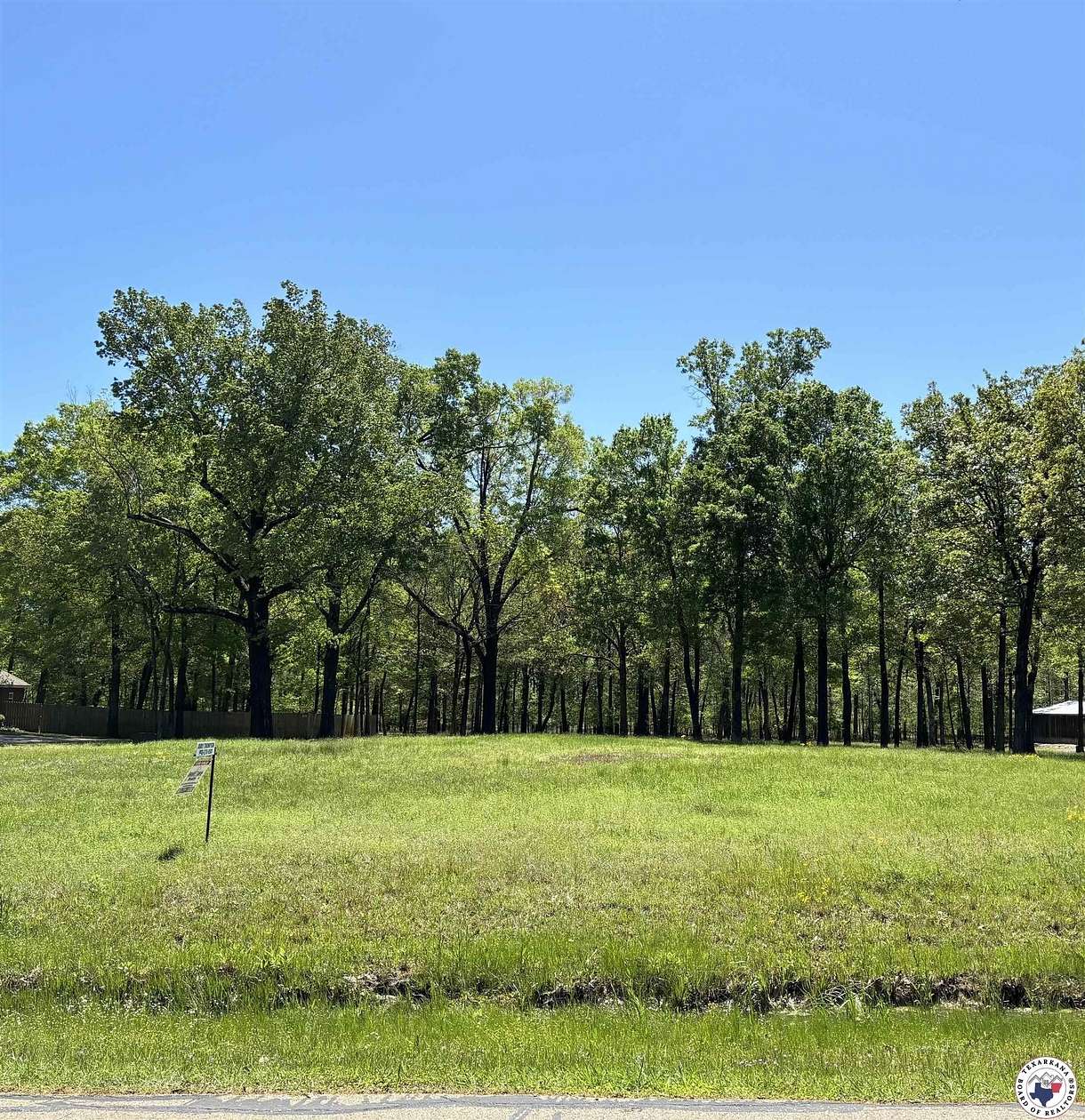 2.42 Acres of Land for Sale in Texarkana, Texas