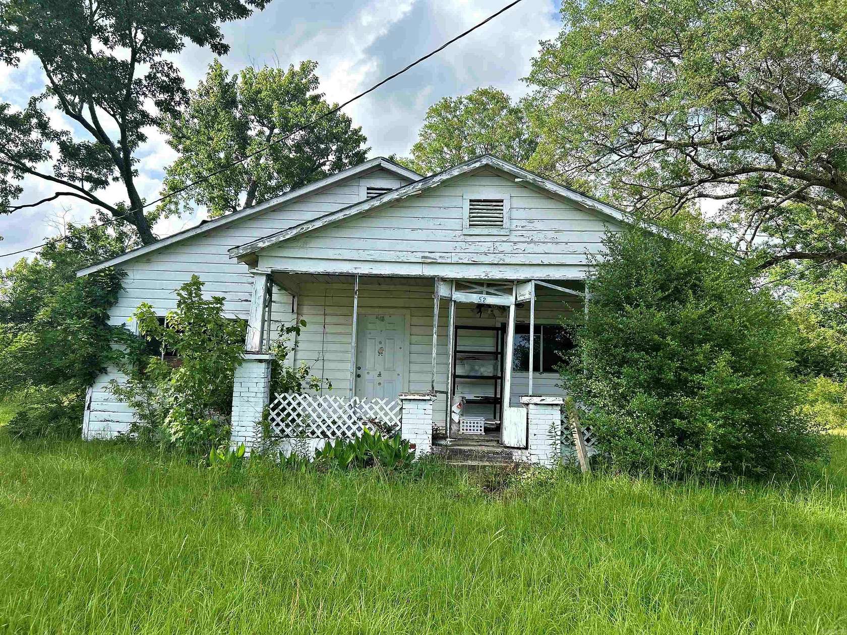 2 Acres of Residential Land with Home for Sale in Gurdon, Arkansas