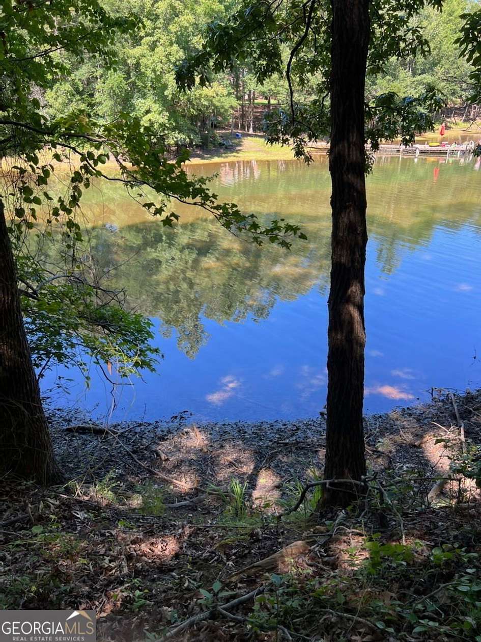 1.38 Acres of Residential Land for Sale in Hartwell, Georgia