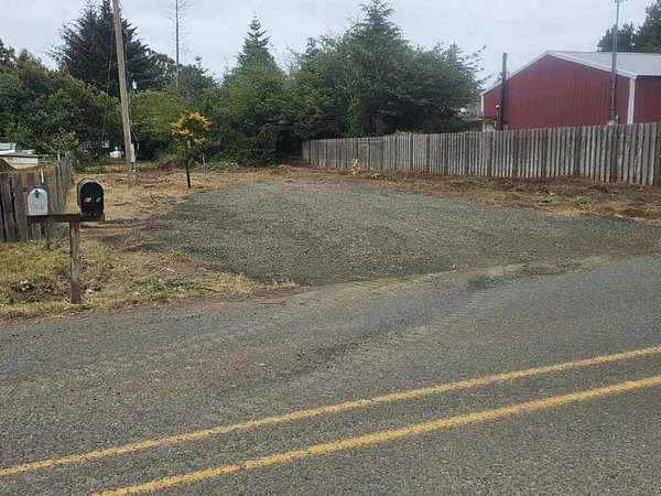 0.12 Acres of Residential Land for Sale in Coos Bay, Oregon