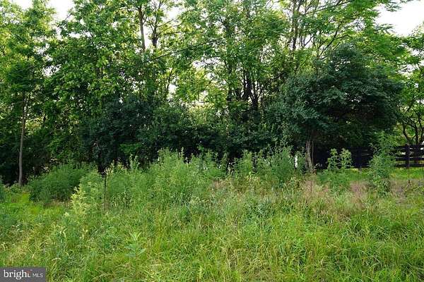 1.32 Acres of Residential Land for Sale in Martinsburg, West Virginia