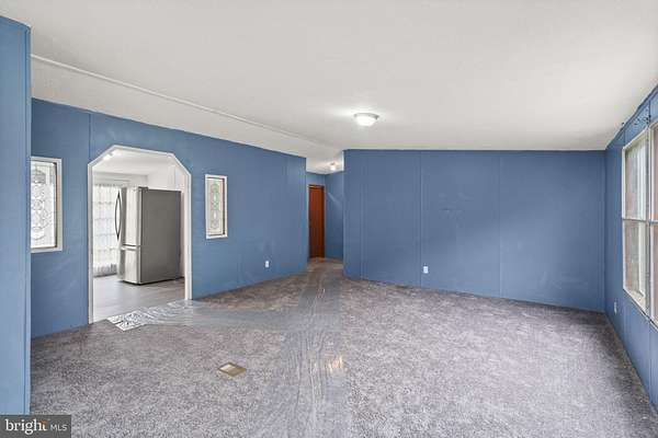 5 Acres of Residential Land with Home for Sale in Broadway, Virginia