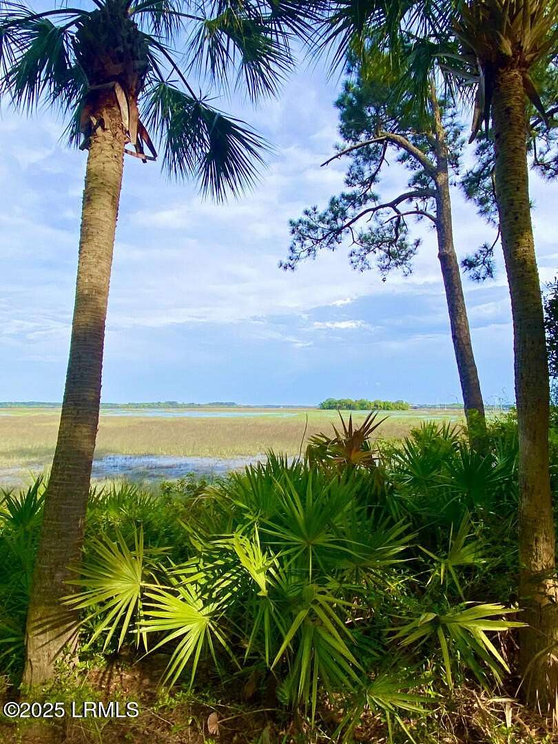 0.85 Acres of Residential Land for Sale in Hilton Head Island, South Carolina
