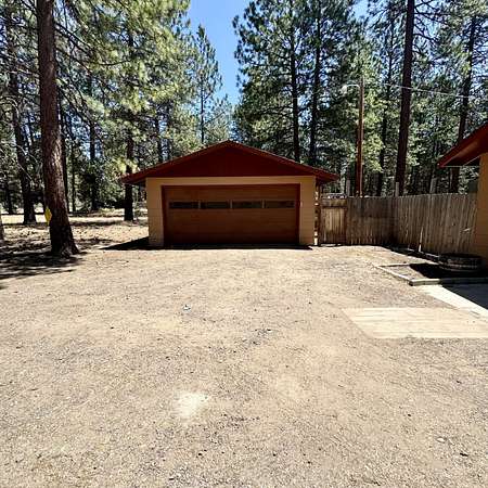 5 Acres of Land with Home for Sale in Chiloquin, Oregon