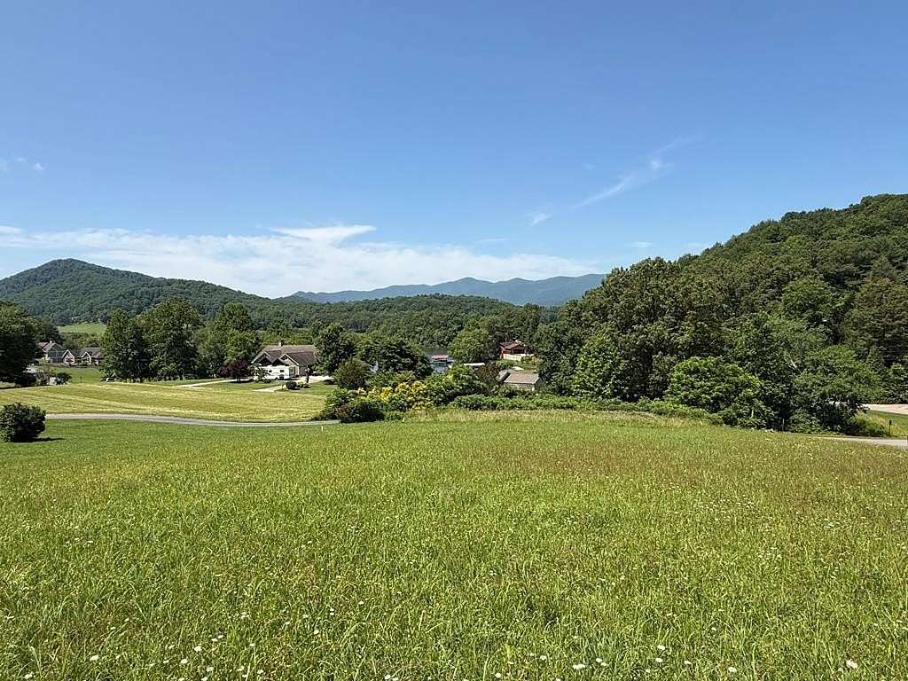 0.75 Acres of Land for Sale in Hiawassee, Georgia