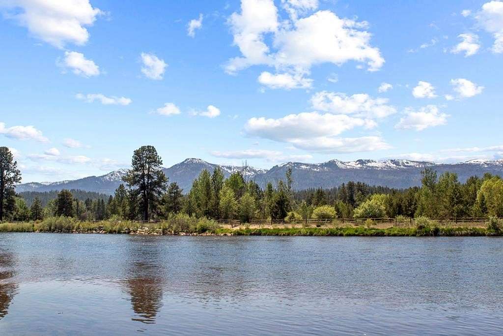 0.37 Acres of Residential Land for Sale in Cascade, Idaho