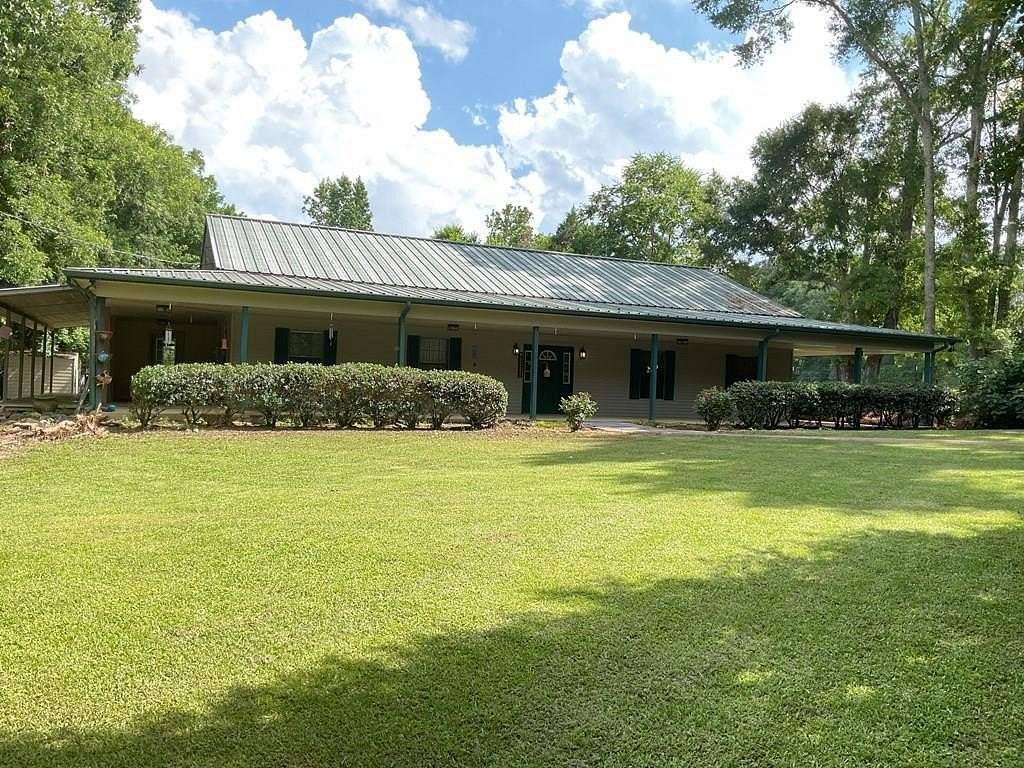 7.23 Acres of Land with Home for Sale in Lapine, Alabama