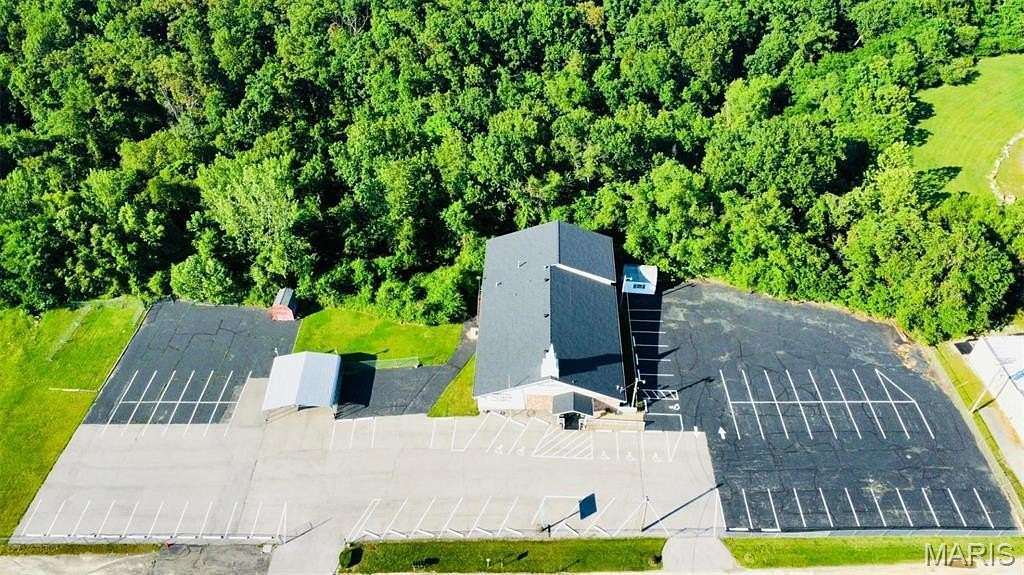 8 Acres of Commercial Land for Sale in High Ridge, Missouri