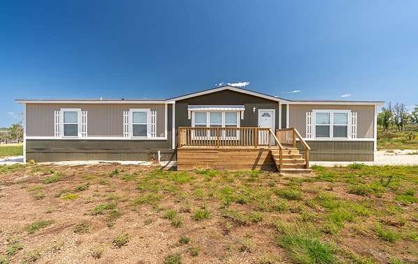 5.13 Acres of Residential Land with Home for Sale in Mountain Home, Texas