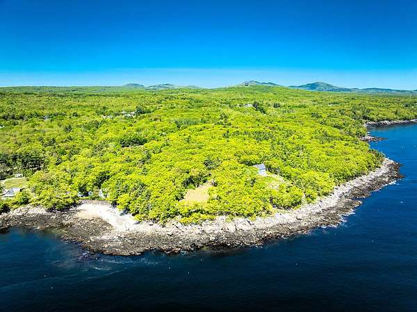 3.3 Acres of Residential Land for Sale in Rockport, Maine