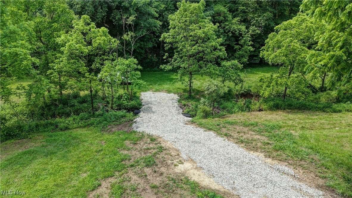 42.8 Acres of Recreational Land for Sale in Roseville, Ohio