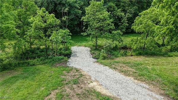 42.8 Acres of Recreational Land for Sale in Roseville, Ohio