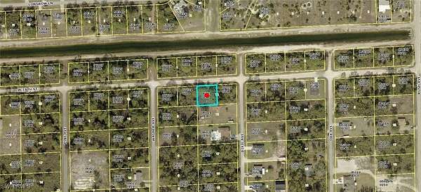 0.25 Acres of Land for Sale in Lehigh Acres, Florida
