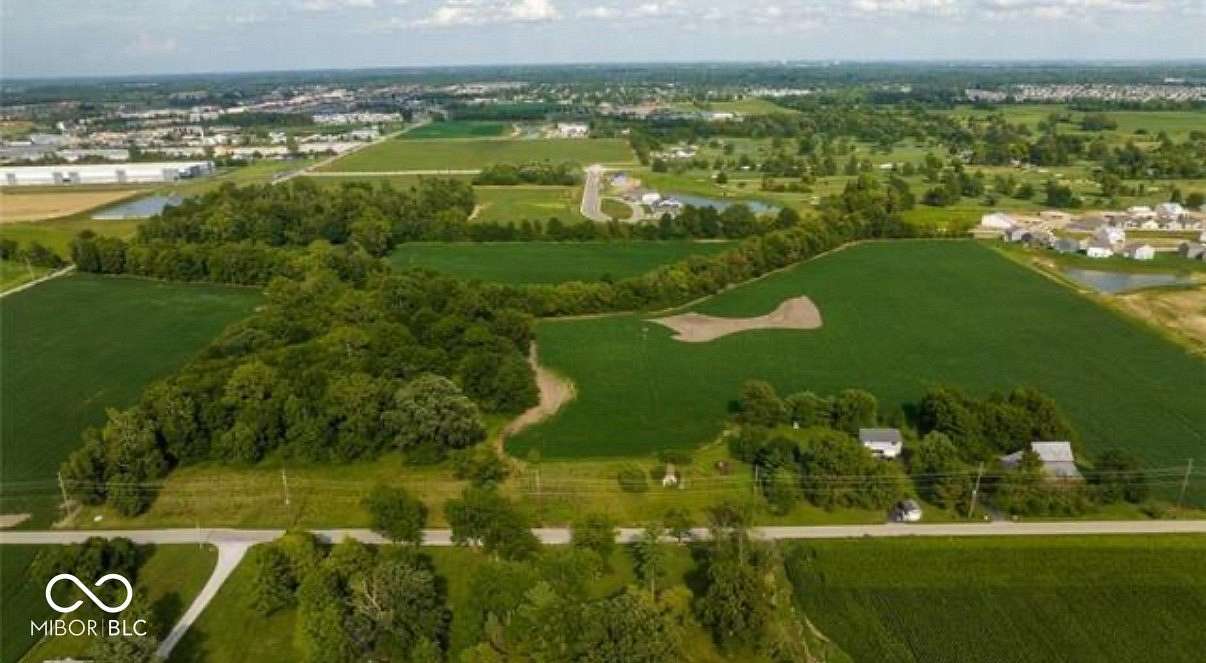 20.3 Acres of Agricultural Land for Sale in Zionsville, Indiana