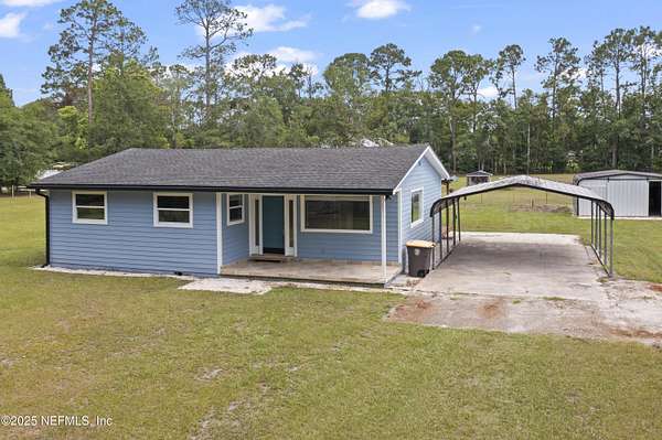 1.33 Acres of Residential Land with Home for Sale in Jacksonville, Florida