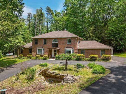 1.52 Acres of Land with Home for Sale in Stroudsburg, Pennsylvania