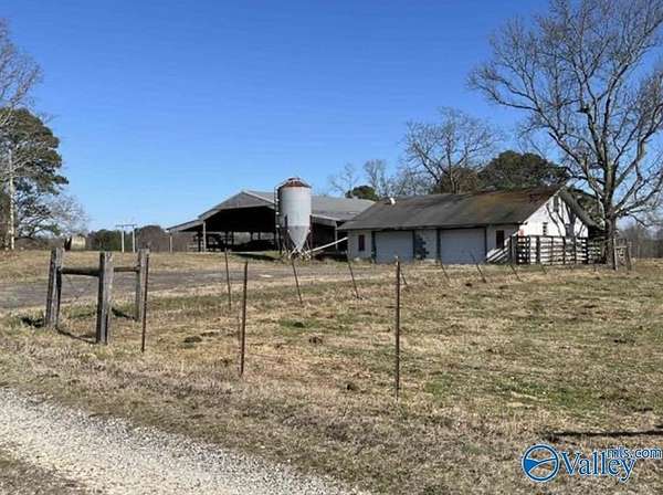 38 Acres of Land for Sale in Mountainboro, Alabama