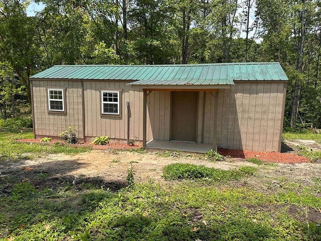 4.47 Acres of Land with Home for Sale in Jamestown, Tennessee