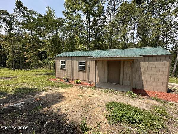 4.47 Acres of Residential Land with Home for Sale in Jamestown, Tennessee