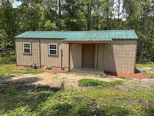 4.47 Acres of Land with Home for Sale in Jamestown, Tennessee