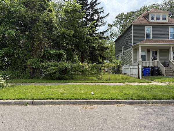 0.09 Acres of Land for Sale in Detroit, Michigan