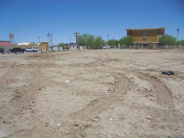 0.98 Acres of Commercial Land for Sale in Blythe, California