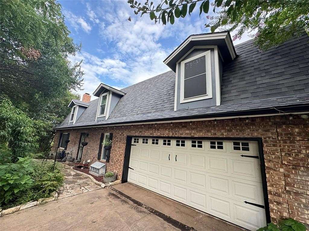 17.7 Acres of Land with Home for Sale in Azle, Texas