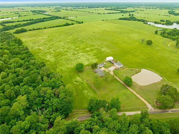 58.5 Acres of Land with Home for Sale in Sumner, Texas