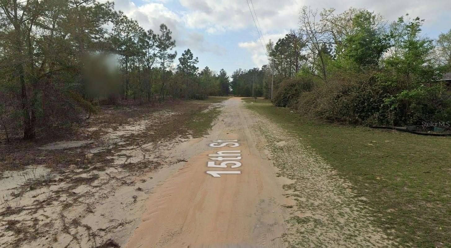 0.4 Acres of Residential Land for Sale in Interlachen, Florida
