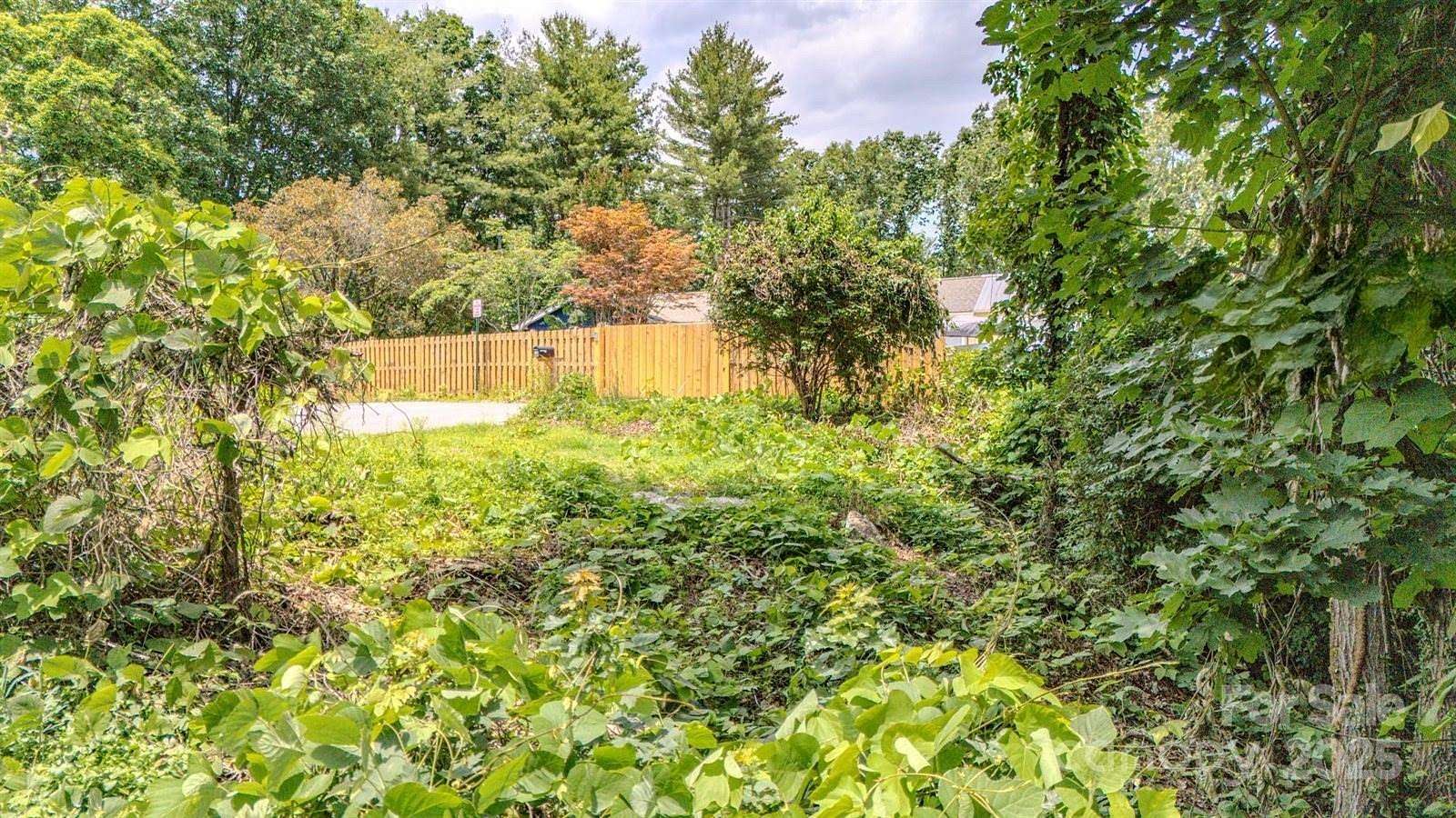 0.27 Acres of Residential Land for Sale in Asheville, North Carolina