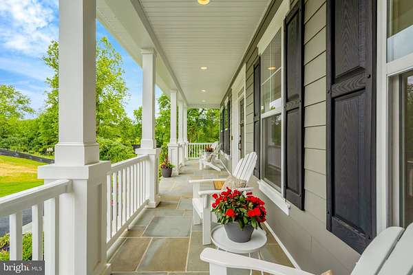 3 Acres of Residential Land with Home for Sale in Hamilton, Virginia