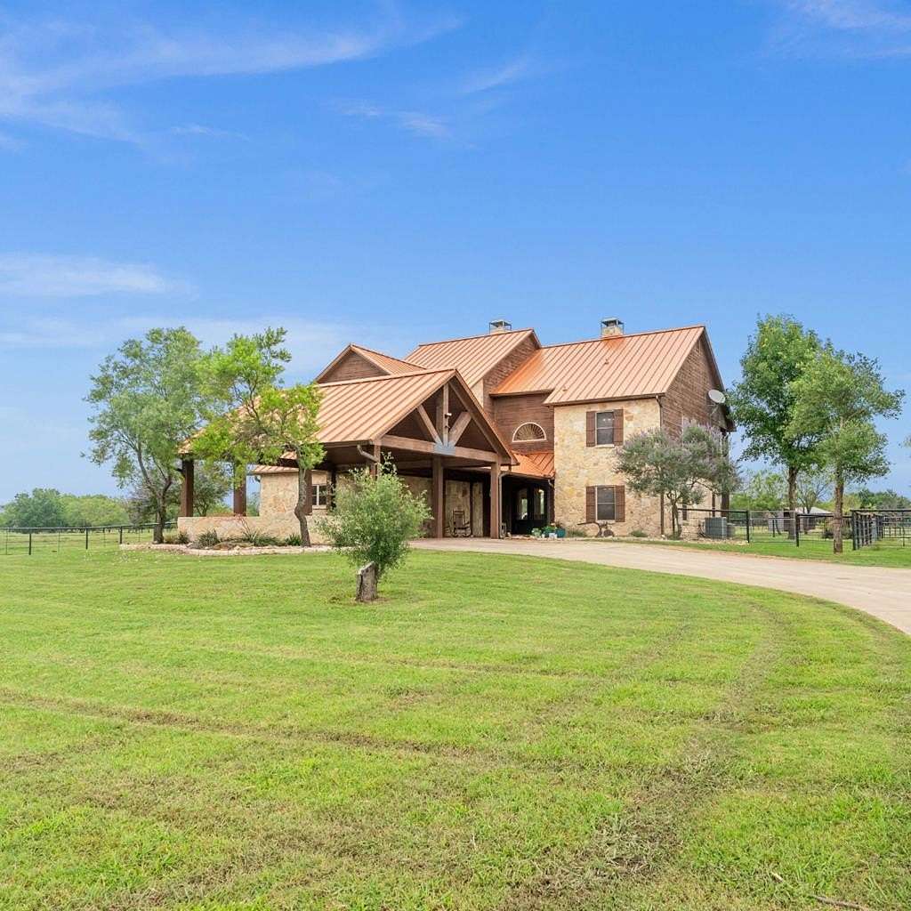 20.2 Acres of Agricultural Land with Home for Sale in Kaufman, Texas