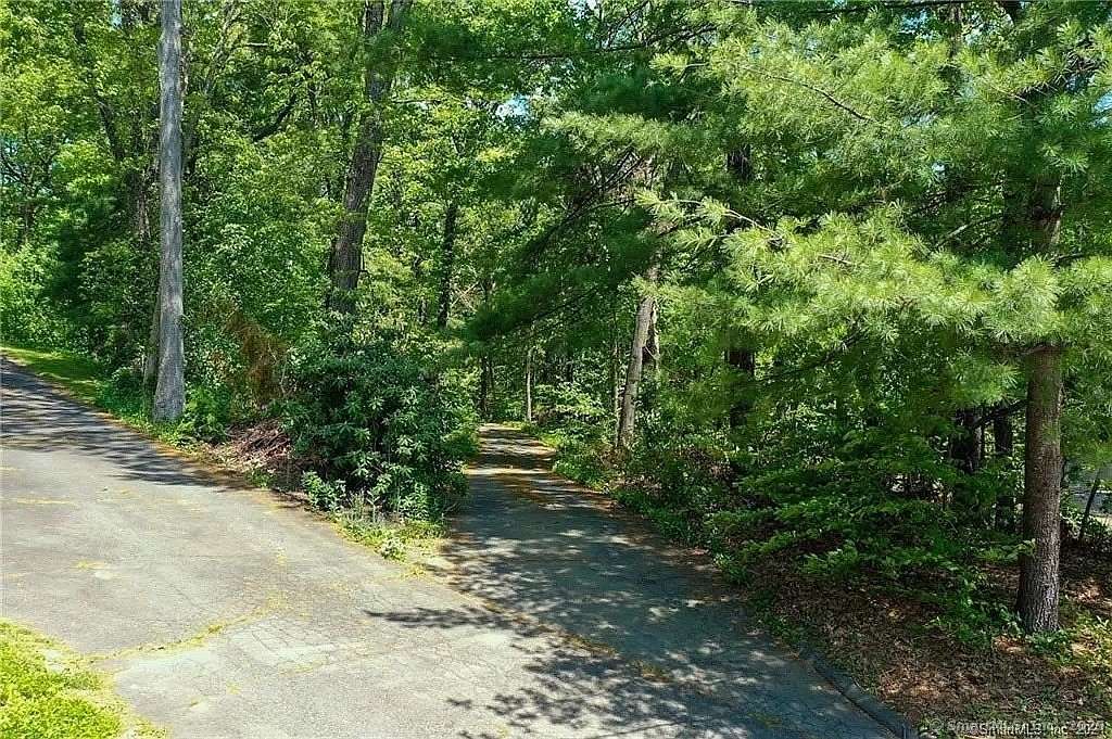 10.9 Acres of Land for Sale in Glastonbury, Connecticut