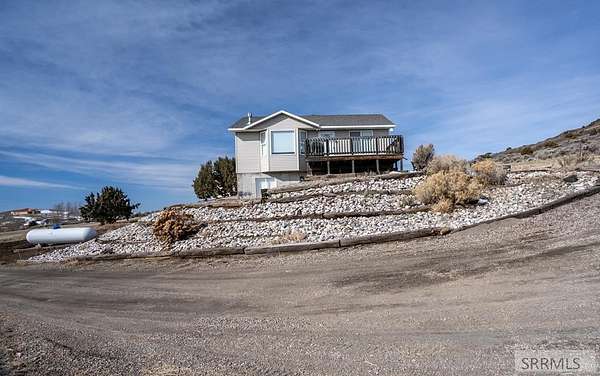 4 Acres of Residential Land with Home for Sale in Menan, Idaho