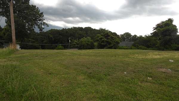 6 Acres of Residential Land for Sale in Rossville, Georgia