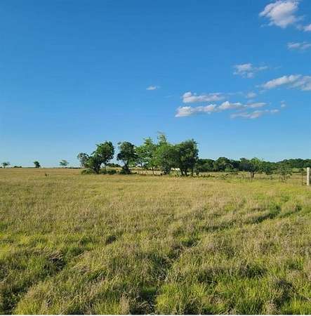 3.63 Acres of Residential Land for Sale in Hillsboro, Texas
