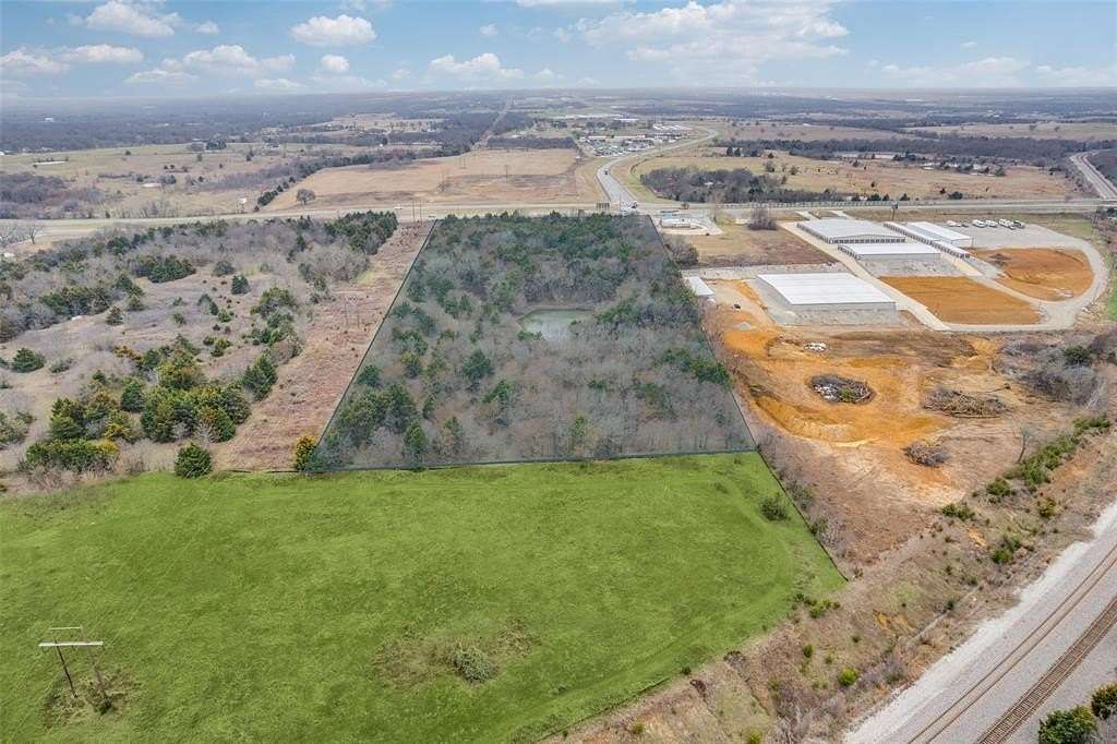 9 Acres of Commercial Land for Sale in Denison, Texas