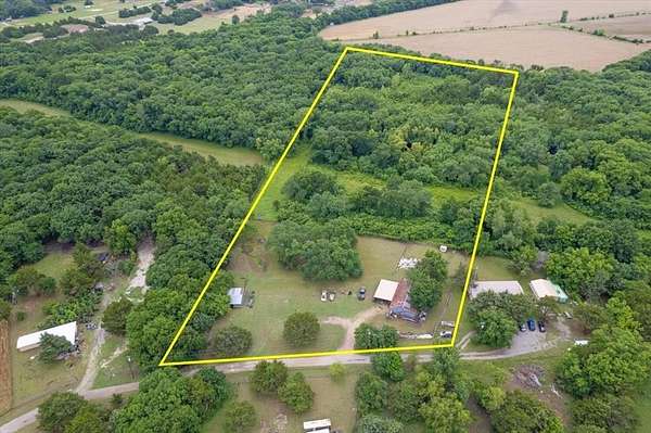 12.7 Acres of Land for Sale in Trenton, Texas