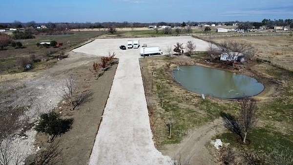 5 Acres of Mixed-Use Land for Sale in Princeton, Texas