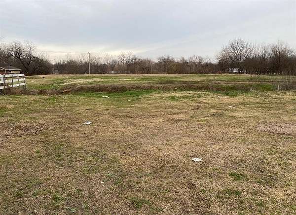 1 Acre of Residential Land for Sale in Fort Worth, Texas