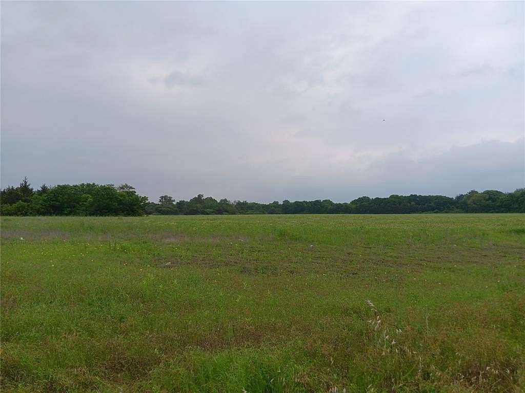 20.6 Acres of Land for Sale in Lancaster, Texas
