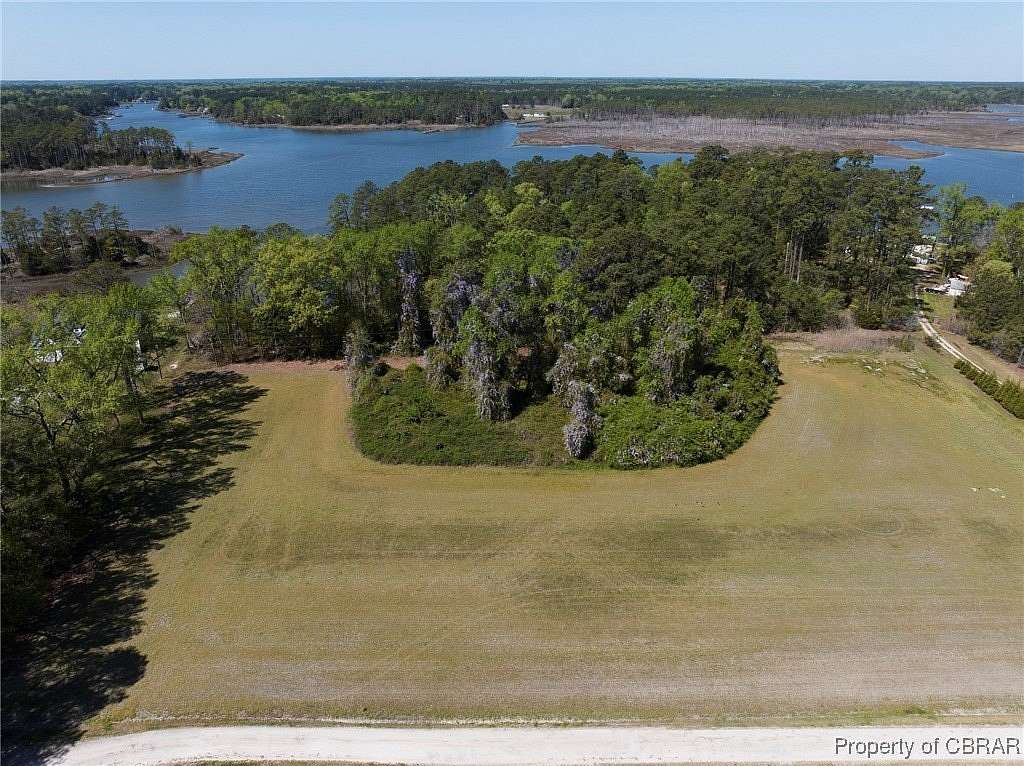 11.3 Acres of Land for Sale in Hayes, Virginia