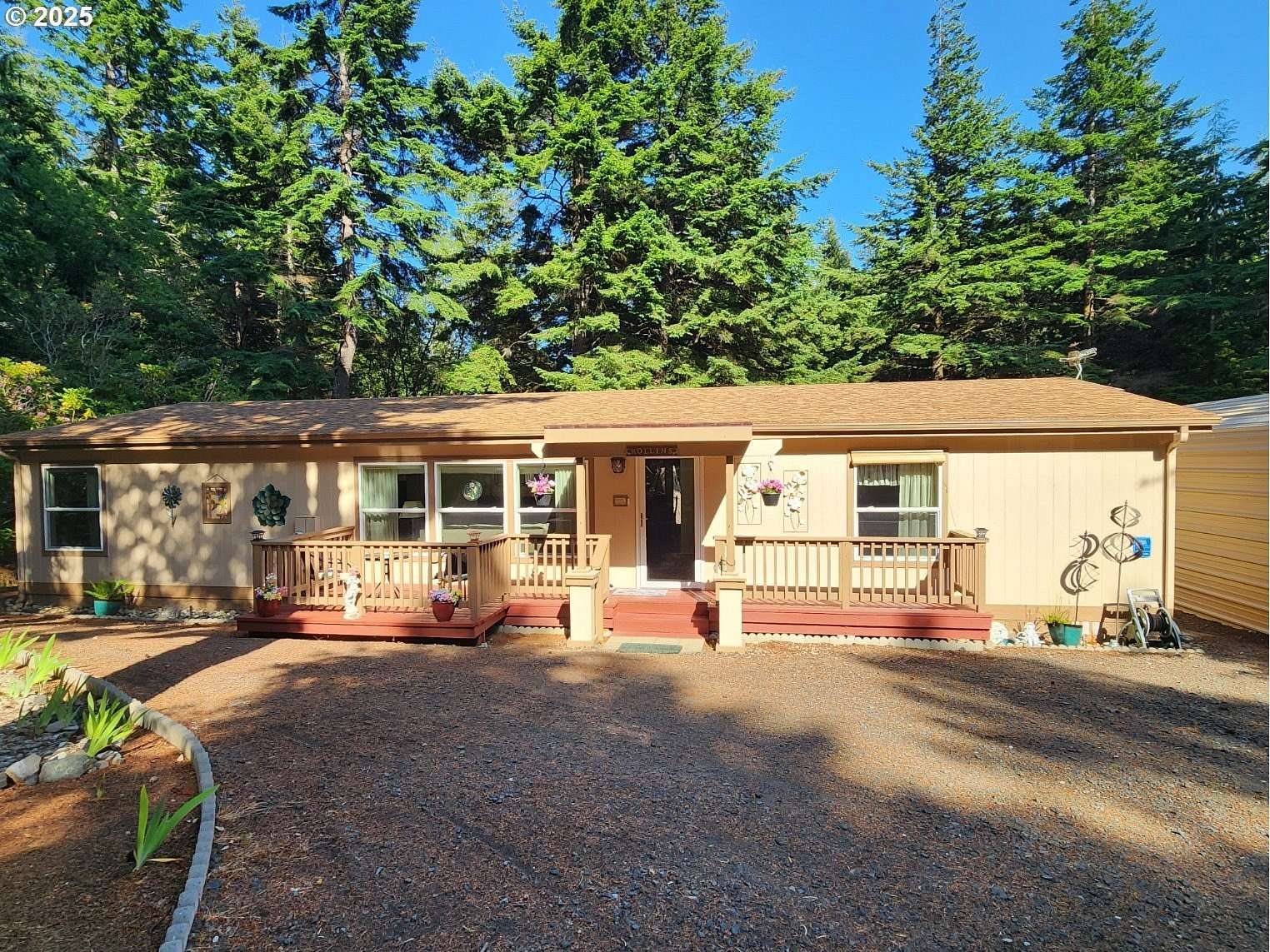 1.9 Acres of Land with Home for Sale in Port Orford, Oregon