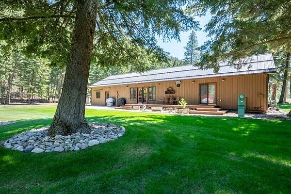 5.56 Acres of Residential Land with Home for Sale in Clinton, Montana