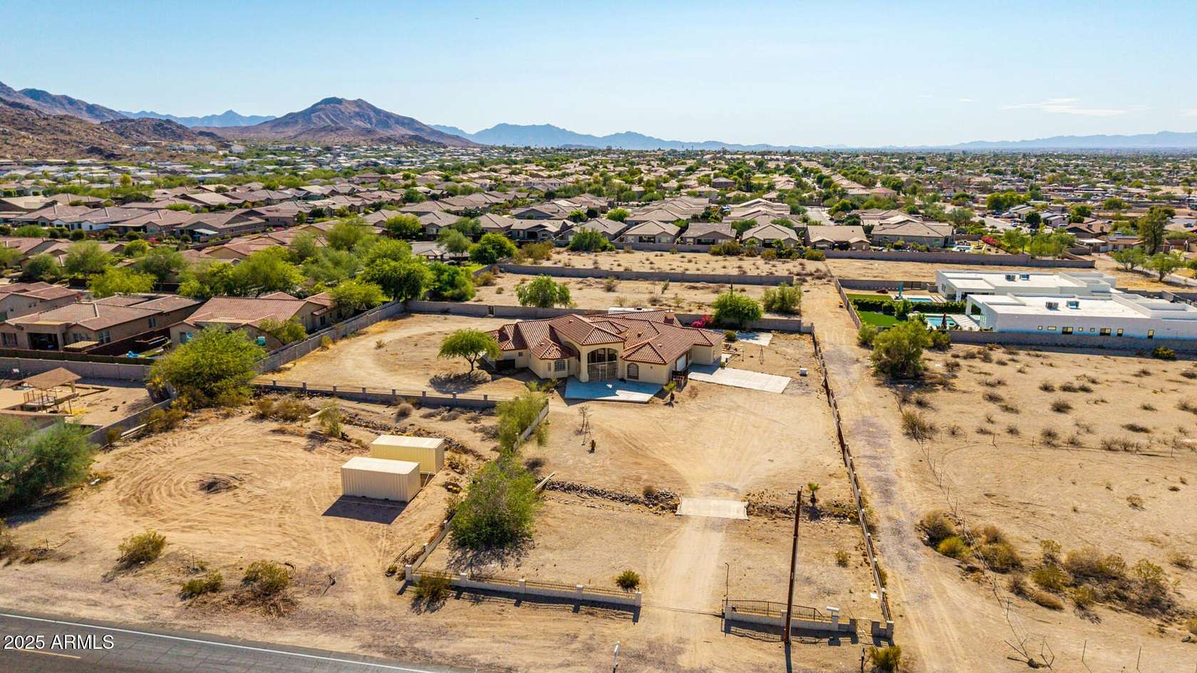 2.19 Acres of Residential Land with Home for Sale in Phoenix, Arizona