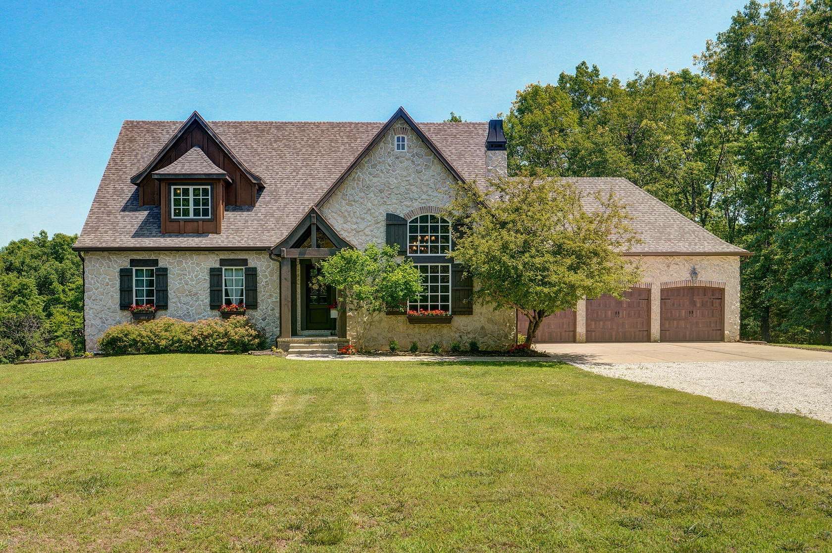 10 Acres of Residential Land with Home for Sale in Strafford, Missouri