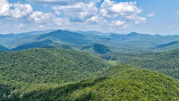 468 Acres of Land for Sale in Hiawassee, Georgia
