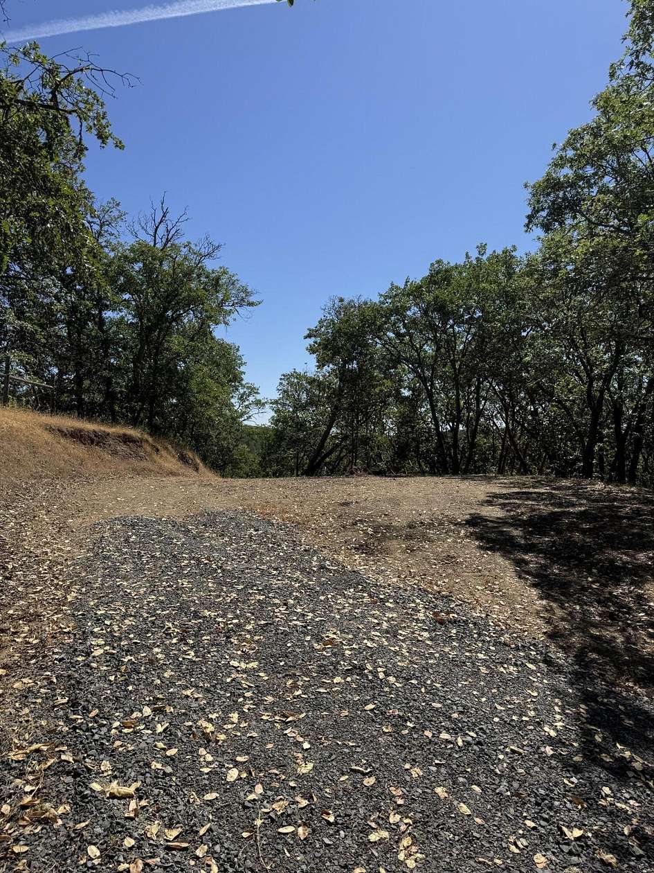 5 Acres of Residential Land for Sale in Central Point, Oregon