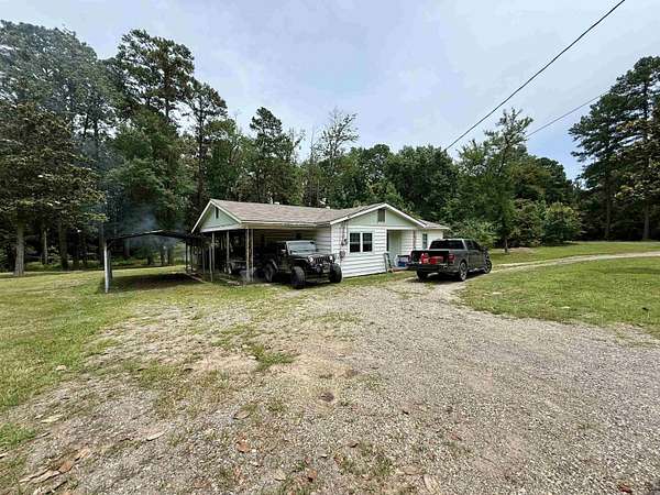 2.67 Acres of Residential Land with Home for Sale in El Dorado, Arkansas